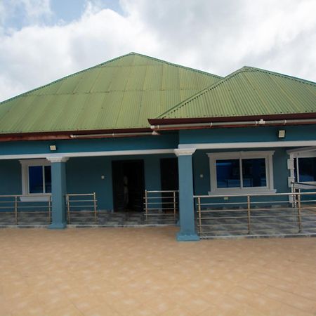 Yaa Asantewaa Inn Ejisu Buitenkant foto