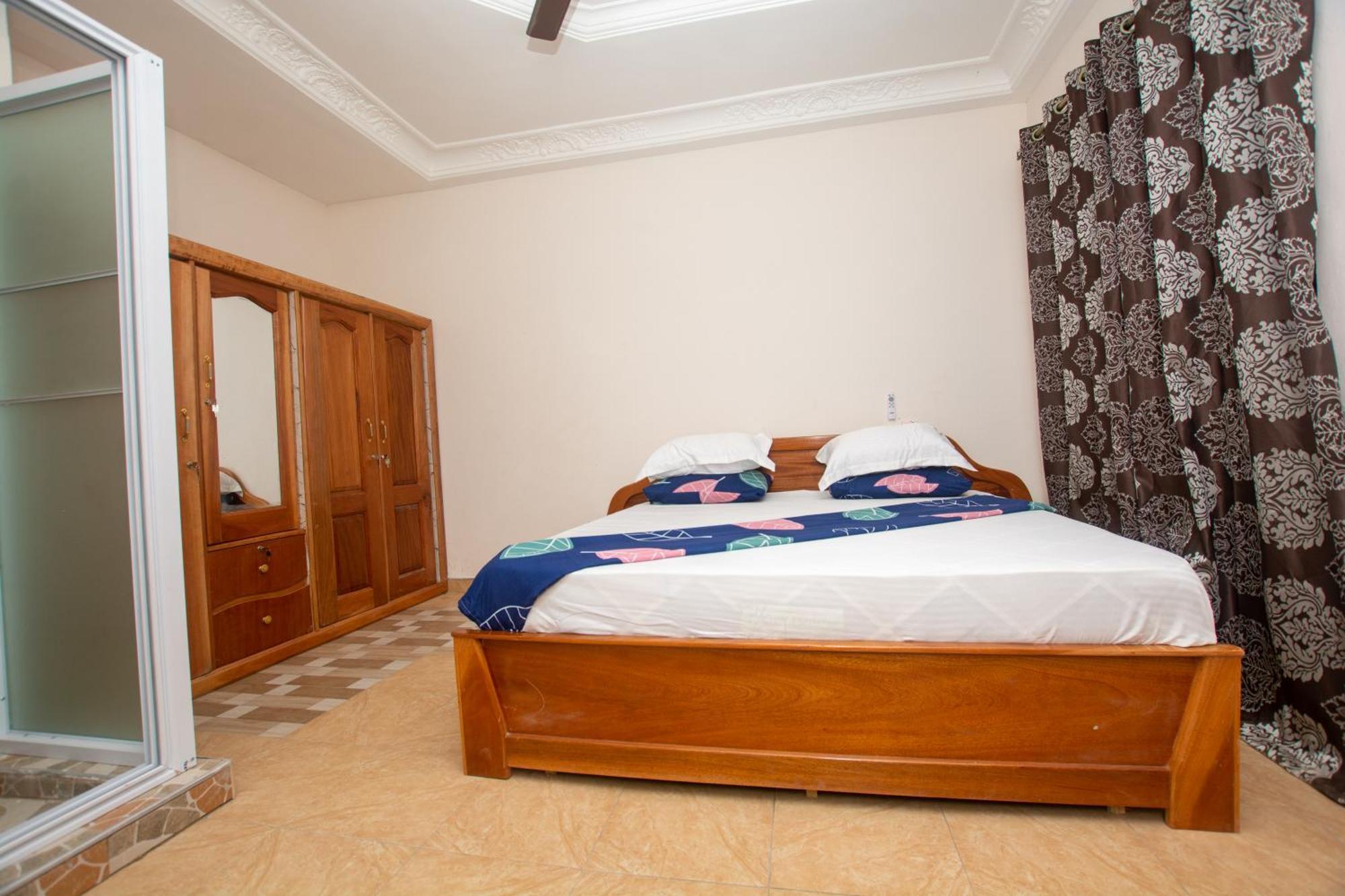 Yaa Asantewaa Inn Ejisu Buitenkant foto
